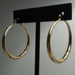 ATHENAA  GOLD HOOP EARRINGS NWOT